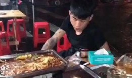 烧烤搞笑爆料视频大全,笑料横生！烧烤搞笑爆料视频大盘点